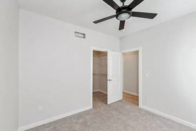 Main picture of 6810 Bright St