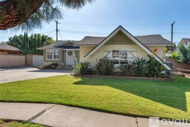 Main picture of 19795 Claremont Ln
