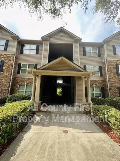 Main picture of 5303 Fairington Club Dr