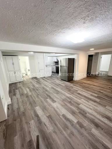 Main picture of 1135 13th St NE
