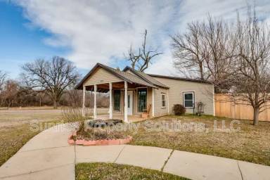 Main picture of 618 W Hayes St