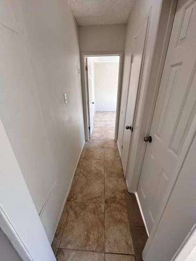Main picture of 15252 Nordhoff St