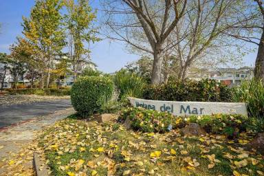 Main picture of 701 Baltic Cir