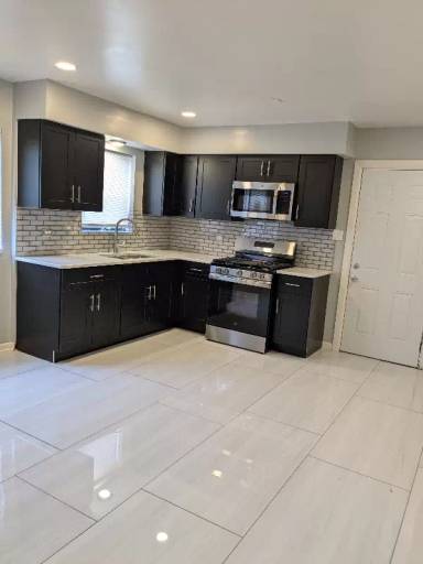 Main picture of 7501 S Eggleston Ave