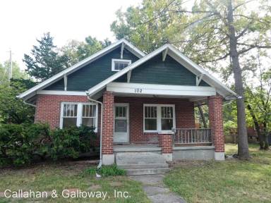 Main picture of 102 West Blvd S
