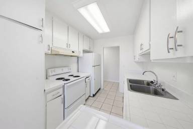 Main picture of 16192 Malaga Ln