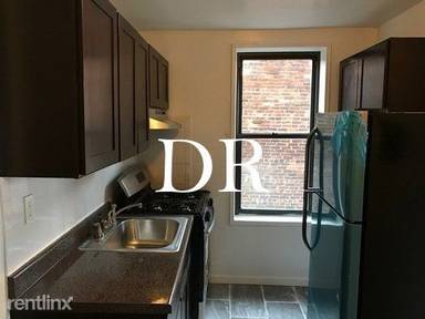 Main picture of 1115 Willmohr St