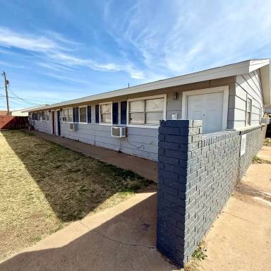 Main picture of 922 44th St