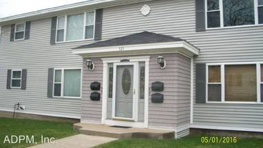 Main picture of 121 Waterman St