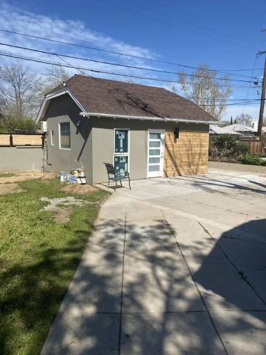 Main picture of 1504 Alta Vista Dr