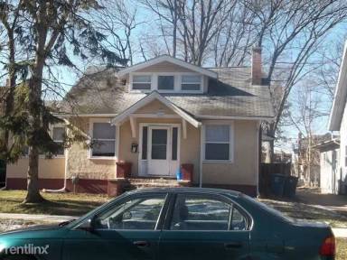 Main picture of 1132 White St