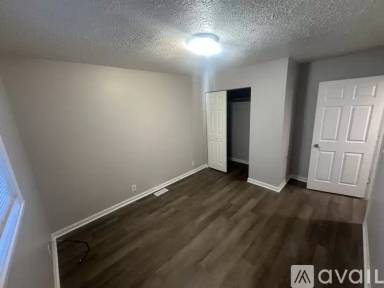 Main picture of 2032 Central Ave