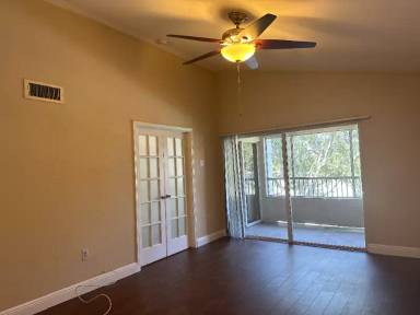 Main picture of 2831 N Oakland Forest Dr
