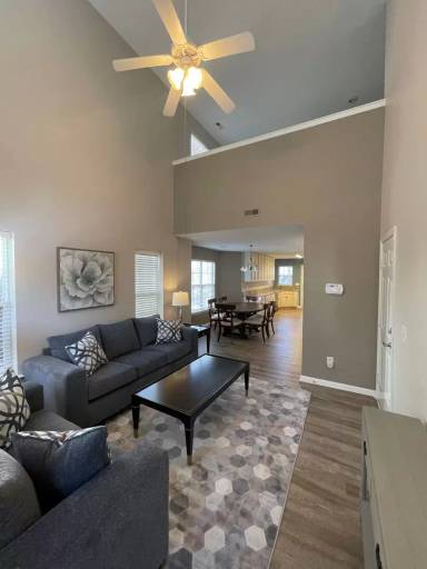 Main picture of 1133 Academic Dr
