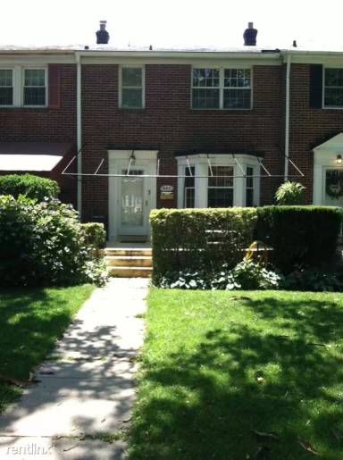 Main picture of 423 Regester Ave