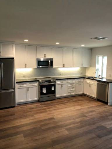 Main picture of 4381 Utah St