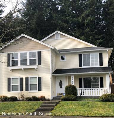 Main picture of 1571 Jensen Ave