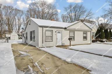 Main picture of 104 Canfield Dr