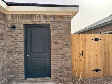 Main picture of 5529 Itasca St