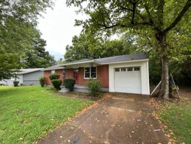 Main picture of 420 Stoneham Rd