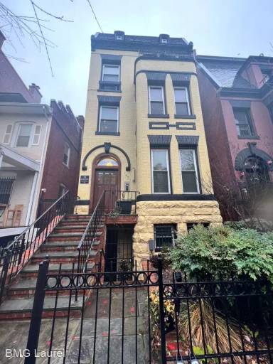 Main picture of 1451 Harvard St NW