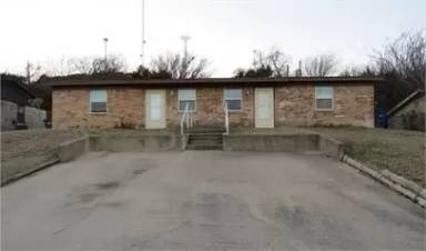 Main picture of 909 Dryden Ave