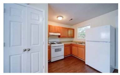 Main picture of Lincoln Grove Apartments