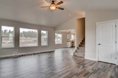 Main picture of 518 Sparrow Rd