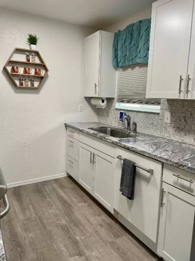 Main picture of 1394 E Stony Dr