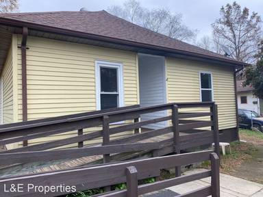 Main picture of 1006 Plymouth St