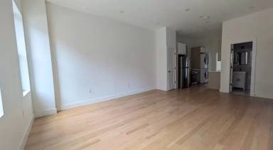 Main picture of 195 Mother Gaston Blvd