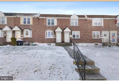 Main picture of 678 Rively Ave