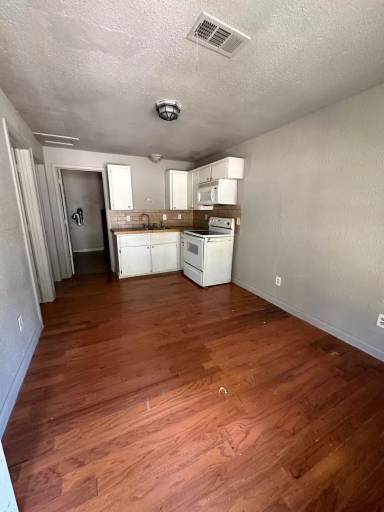 Main picture of 417 Poplar St