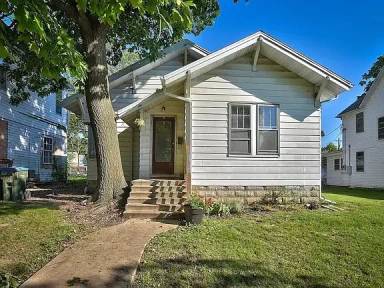 Main picture of 509 E Washington St