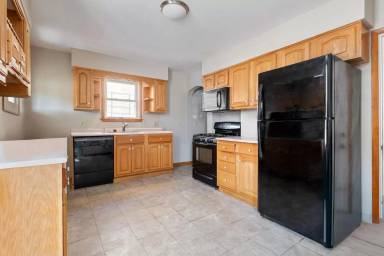 Main picture of 4427 Howley St