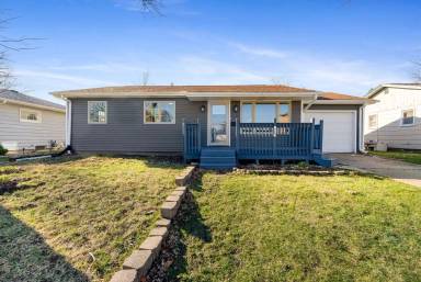 Main picture of 440 34th Ave