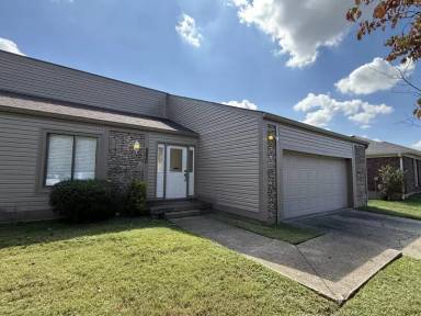 Main picture of 8920 Thelma Ln
