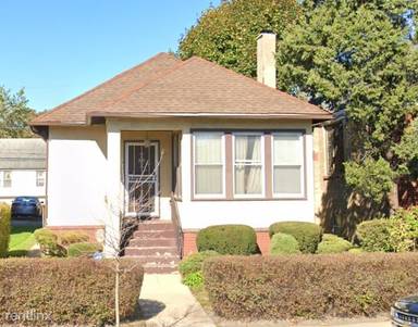 Main picture of 1807 Emerson St