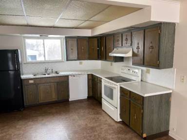 Main picture of 916 Mount Jackson Rd