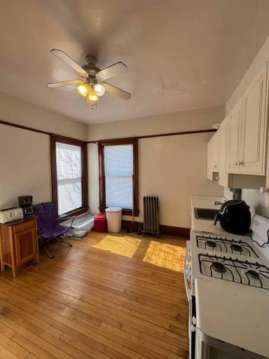 Main picture of 2531 N Farwell Ave