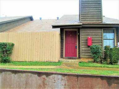 Main picture of 3211 Pearl St