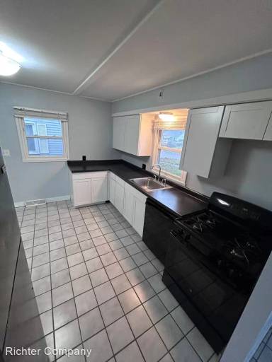 Main picture of 1520 Whiting St SW