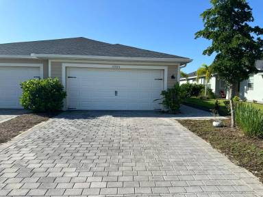 Main picture of 17765 Woodland Ct