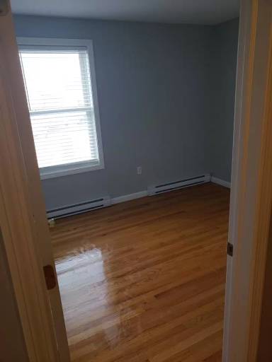 Main picture of 116 Main St