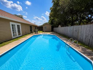Main picture of 289 Honeysuckle Way
