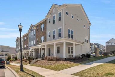 Main picture of 841 Westcott Ln