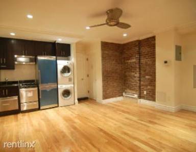 Main picture of 239 W 14th St