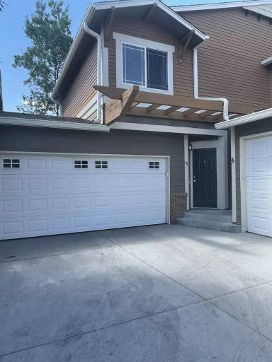Main picture of 2821 Rigden Pkwy