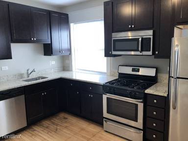 Main picture of 5340 N Paulina St