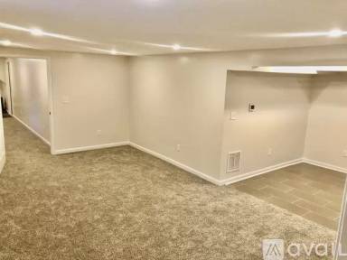 Main picture of 151 Victory Ln